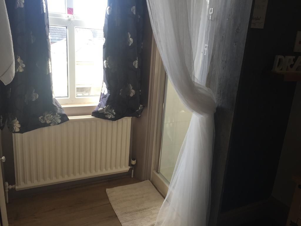 Dimple Well Lodge Hotel Wakefield Cameră foto